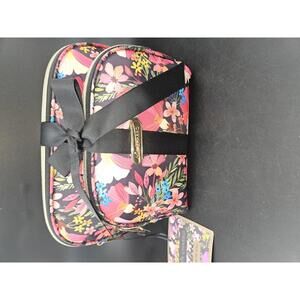 NWT Mia Charro Floral Cosmetic Bag Set